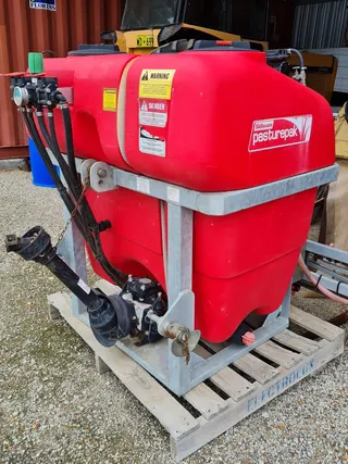 Red spray tank and pump equipment